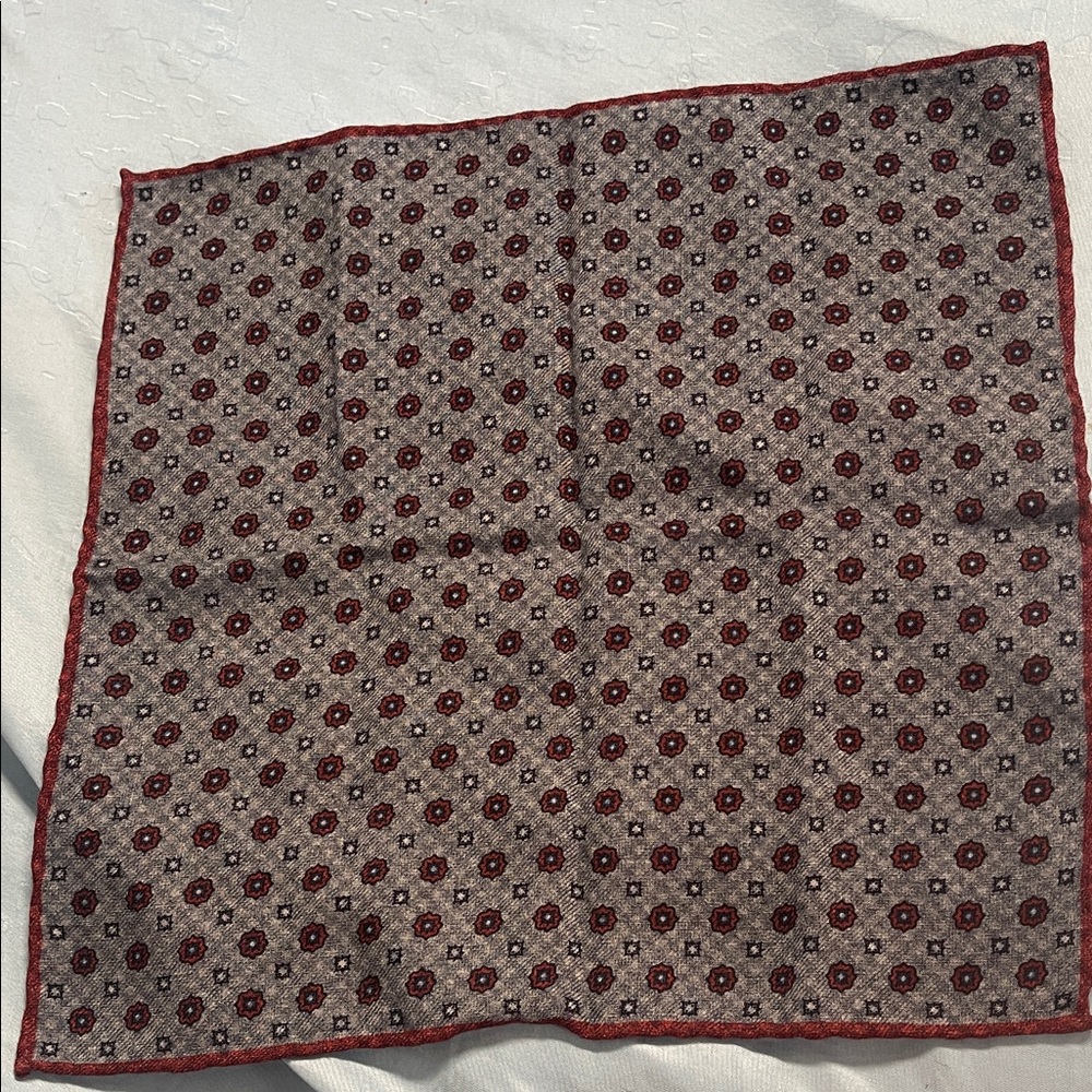 Brunello Cucinelli Taupe and Burgundy Textured Pocket Square